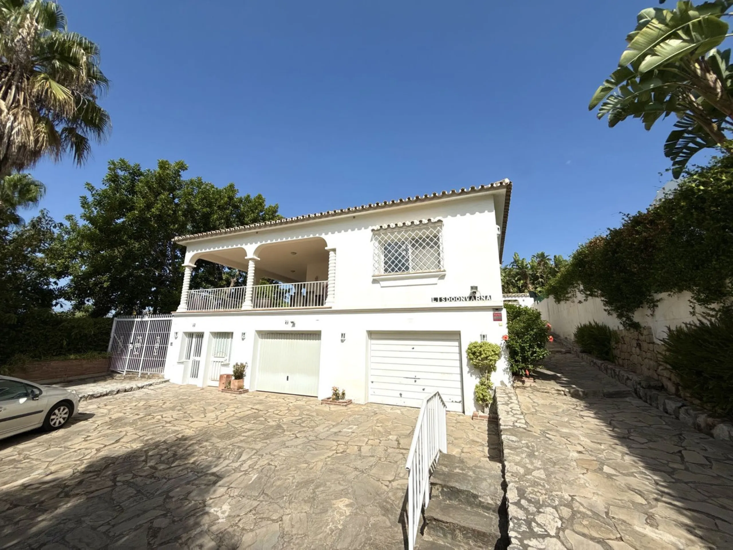 House - Semi-Detached House в продаже в Marbella, Málaga. В доме 3 спален и 3 ванных комнат. Площадь дома 145 м². Площадь участка 354 м²