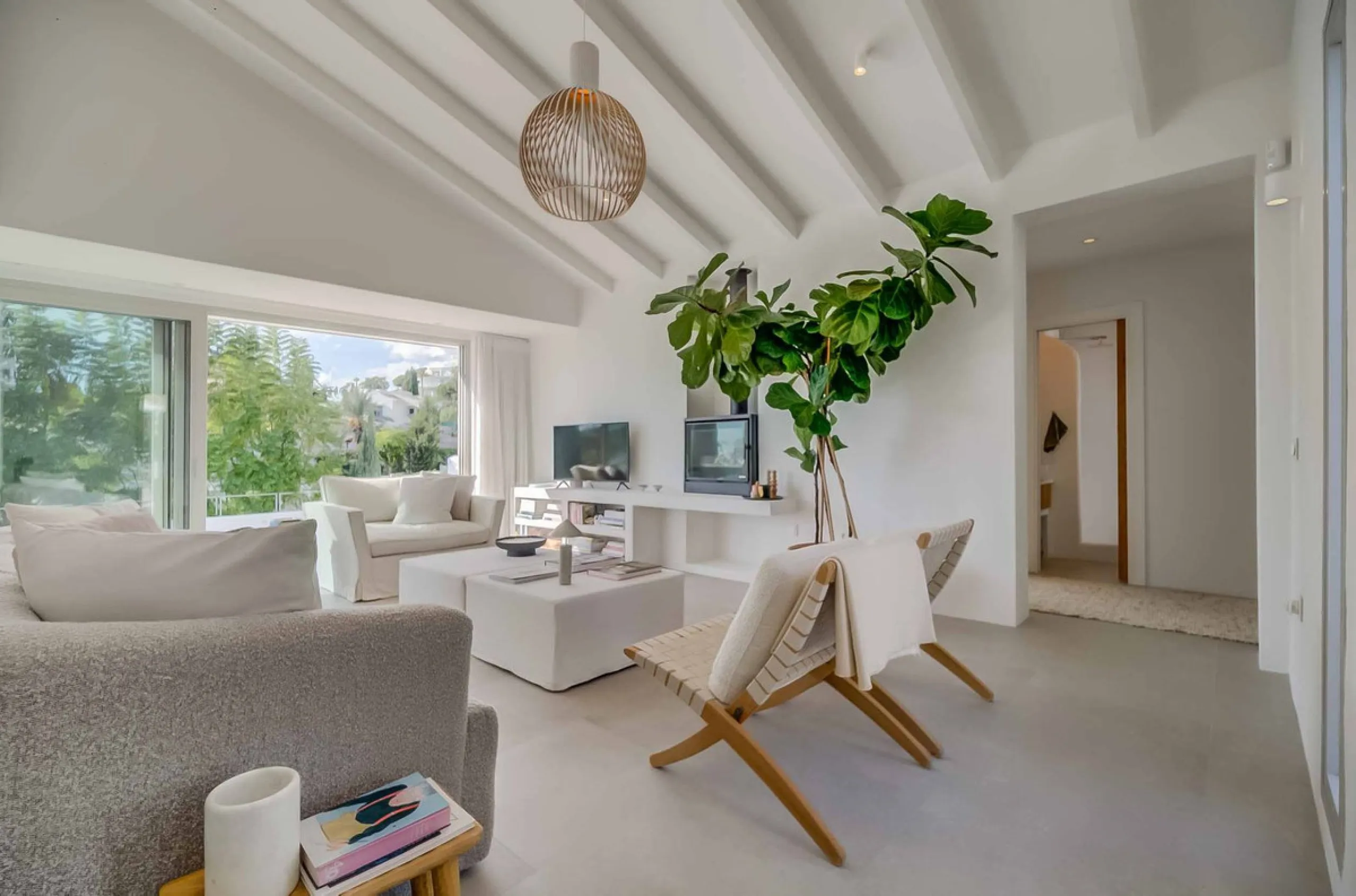 Mediterranean Luxury with Independent Andalusian Guest House – La Capellanía, Benalmádena