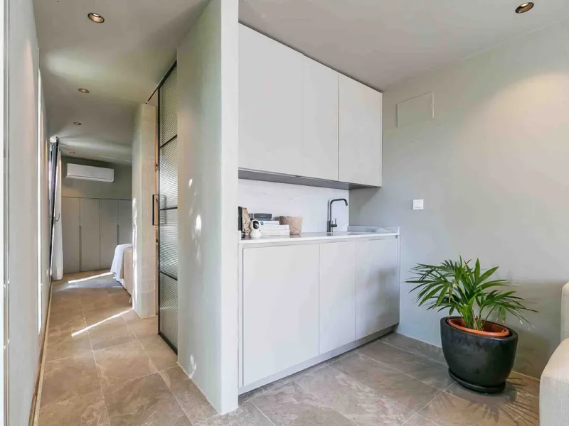 Mediterranean Luxury with Independent Andalusian Guest House – La Capellanía, Benalmádena
