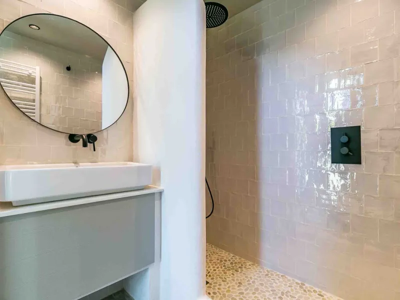 Mediterranean Luxury with Independent Andalusian Guest House – La Capellanía, Benalmádena