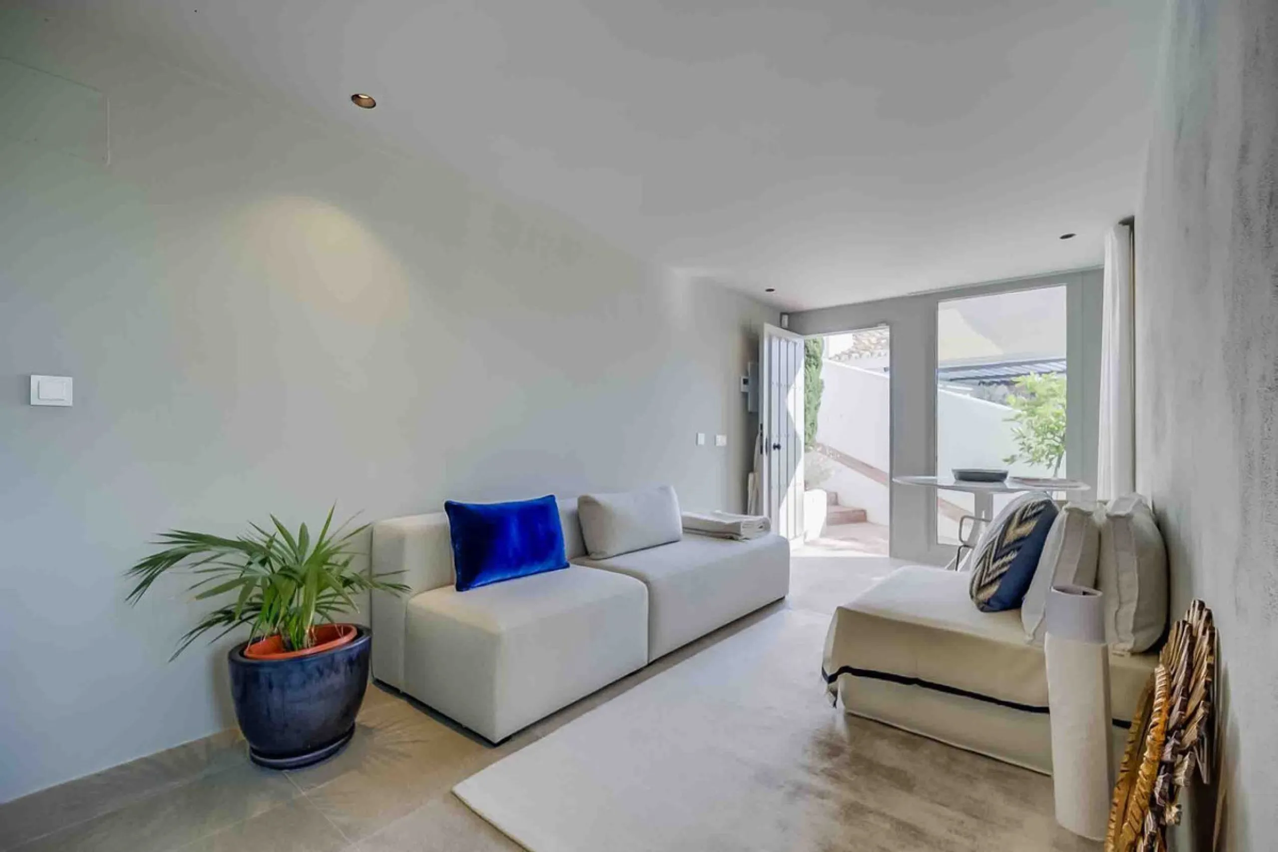 Mediterranean Luxury with Independent Andalusian Guest House – La Capellanía, Benalmádena