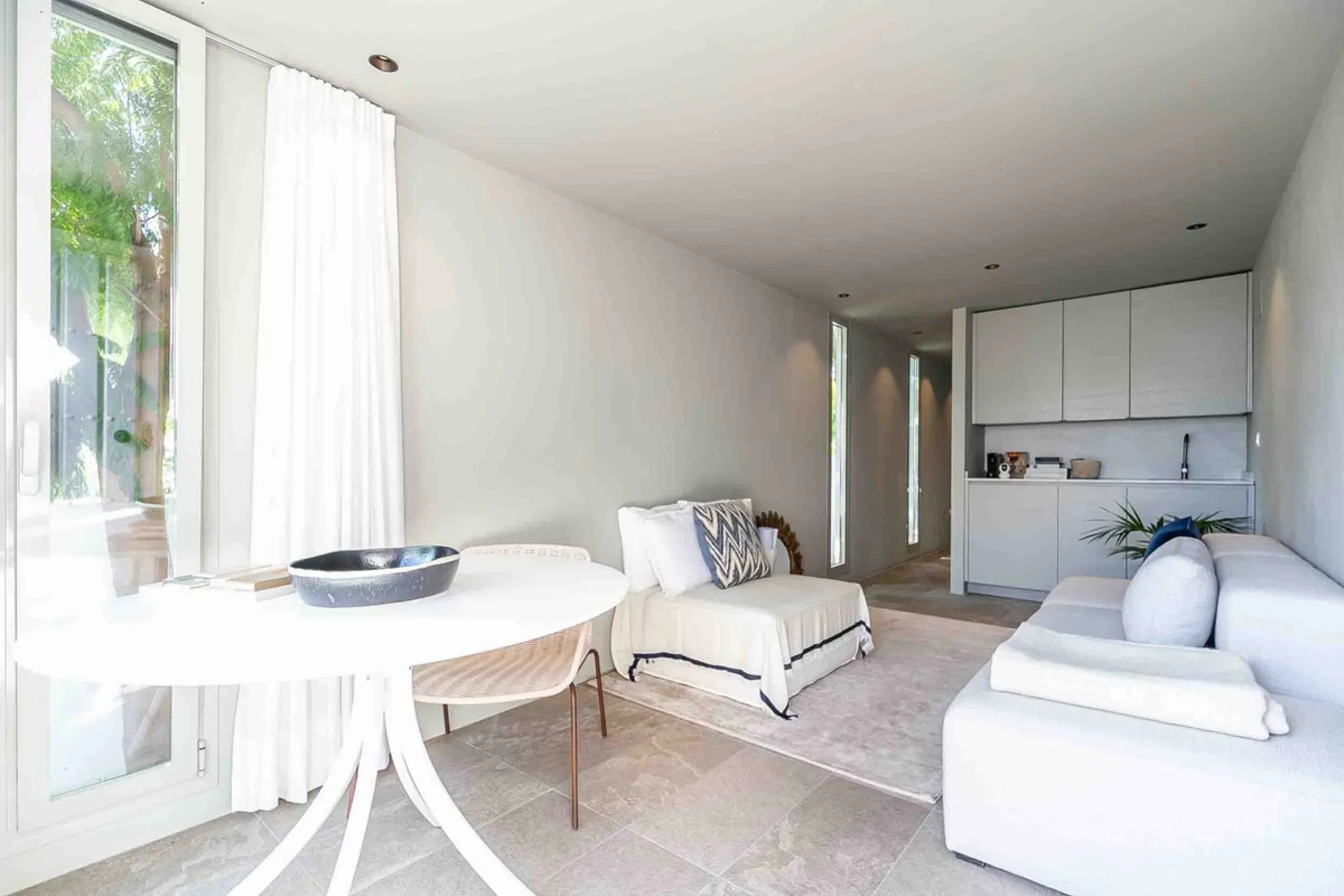 Mediterranean Luxury with Independent Andalusian Guest House – La Capellanía, Benalmádena