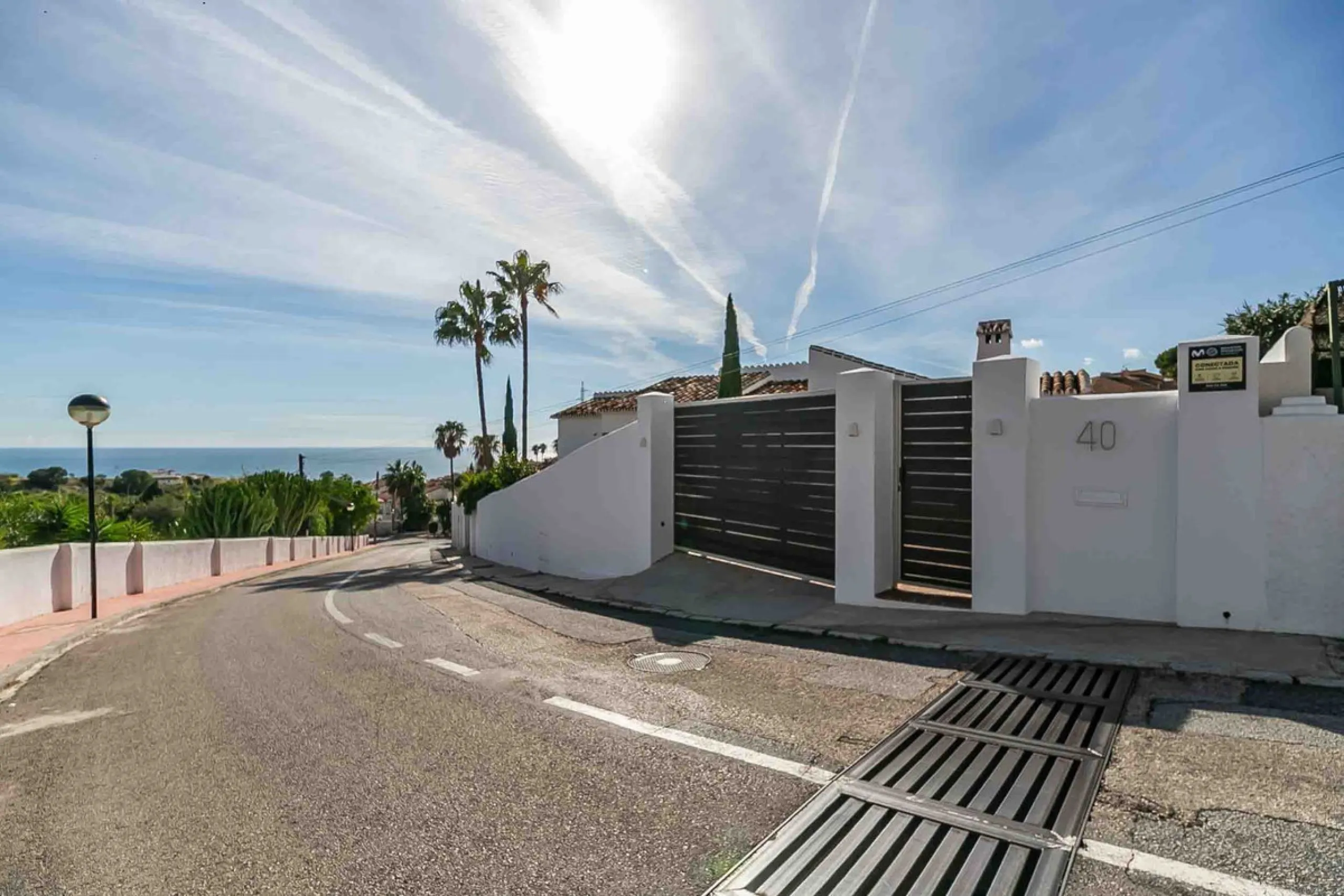 Mediterranean Luxury with Independent Andalusian Guest House – La Capellanía, Benalmádena