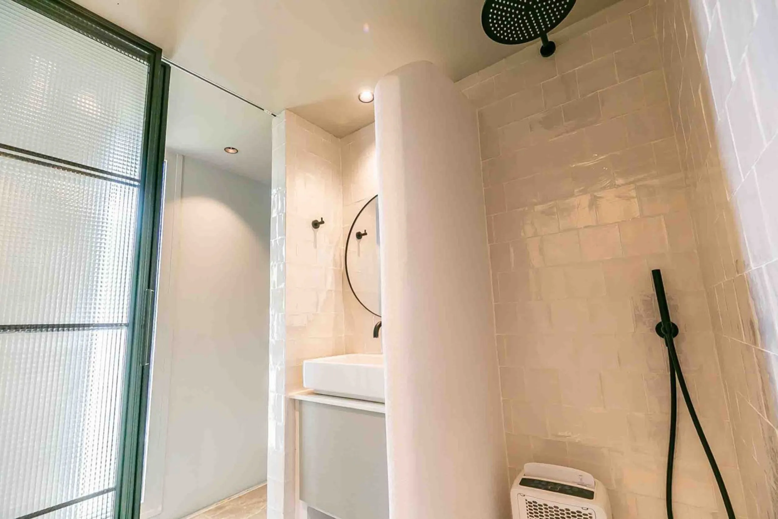 Mediterranean Luxury with Independent Andalusian Guest House – La Capellanía, Benalmádena