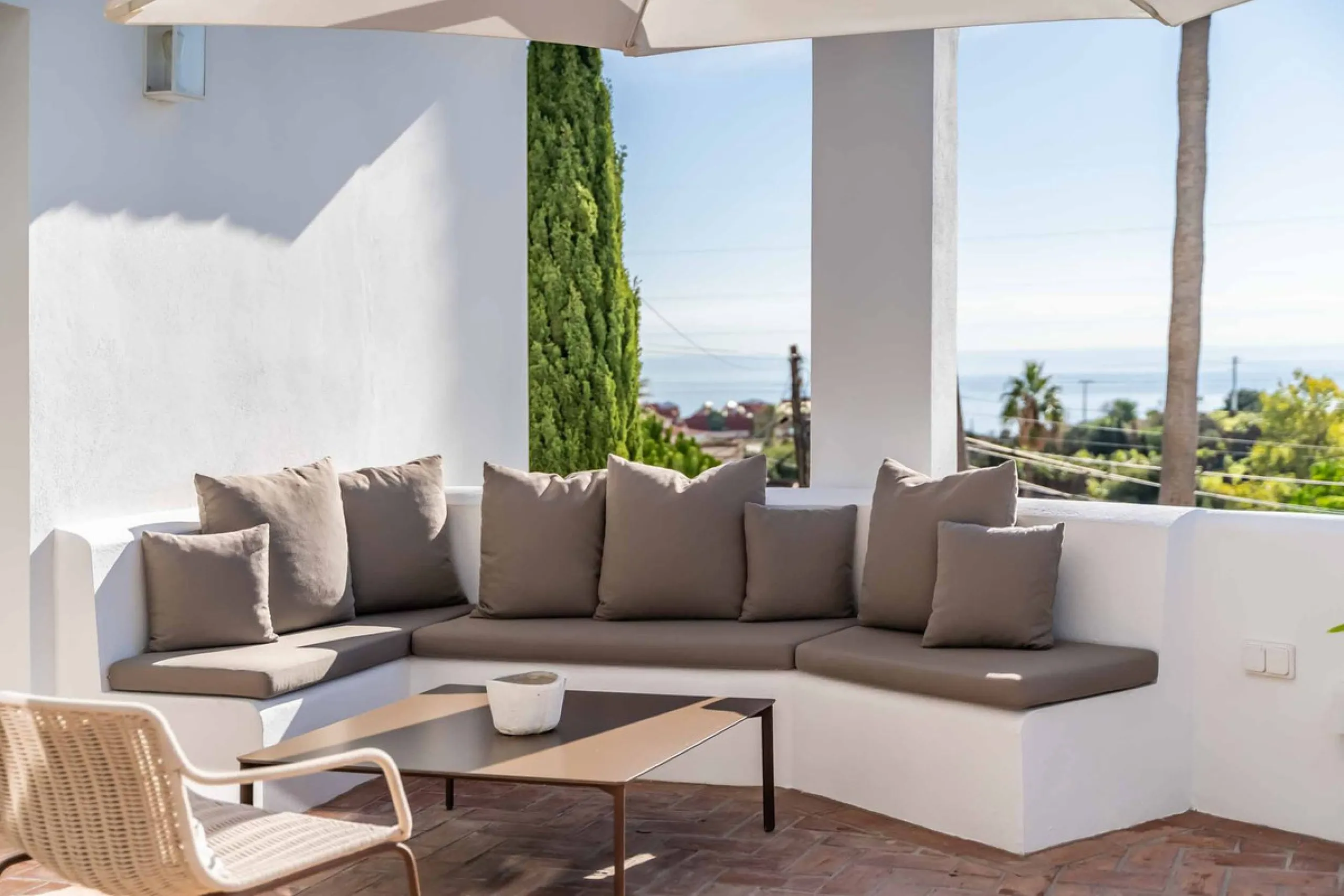 Mediterranean Luxury with Independent Andalusian Guest House – La Capellanía, Benalmádena