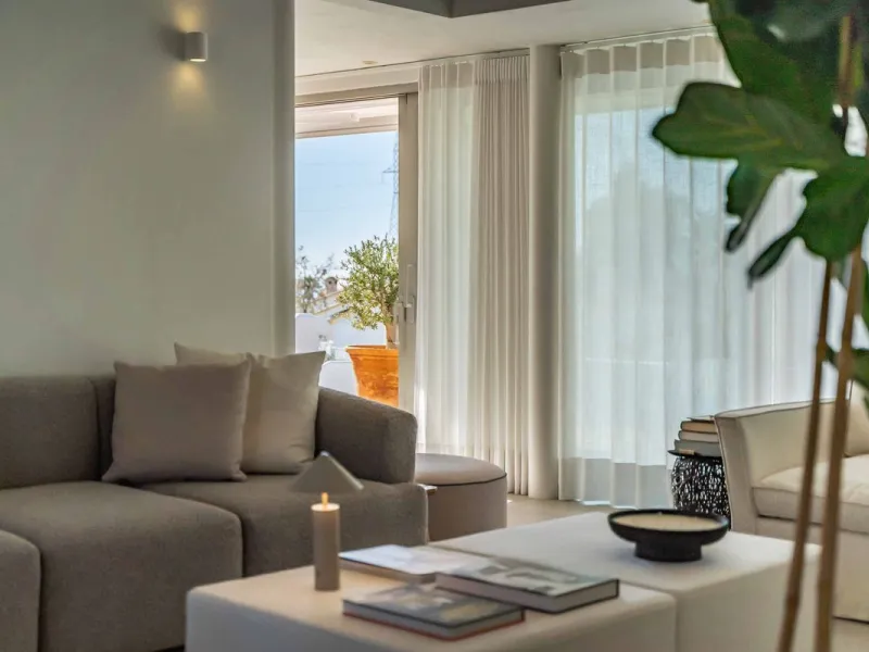 Mediterranean Luxury with Independent Andalusian Guest House – La Capellanía, Benalmádena