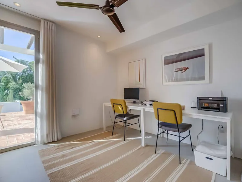 Mediterranean Luxury with Independent Andalusian Guest House – La Capellanía, Benalmádena