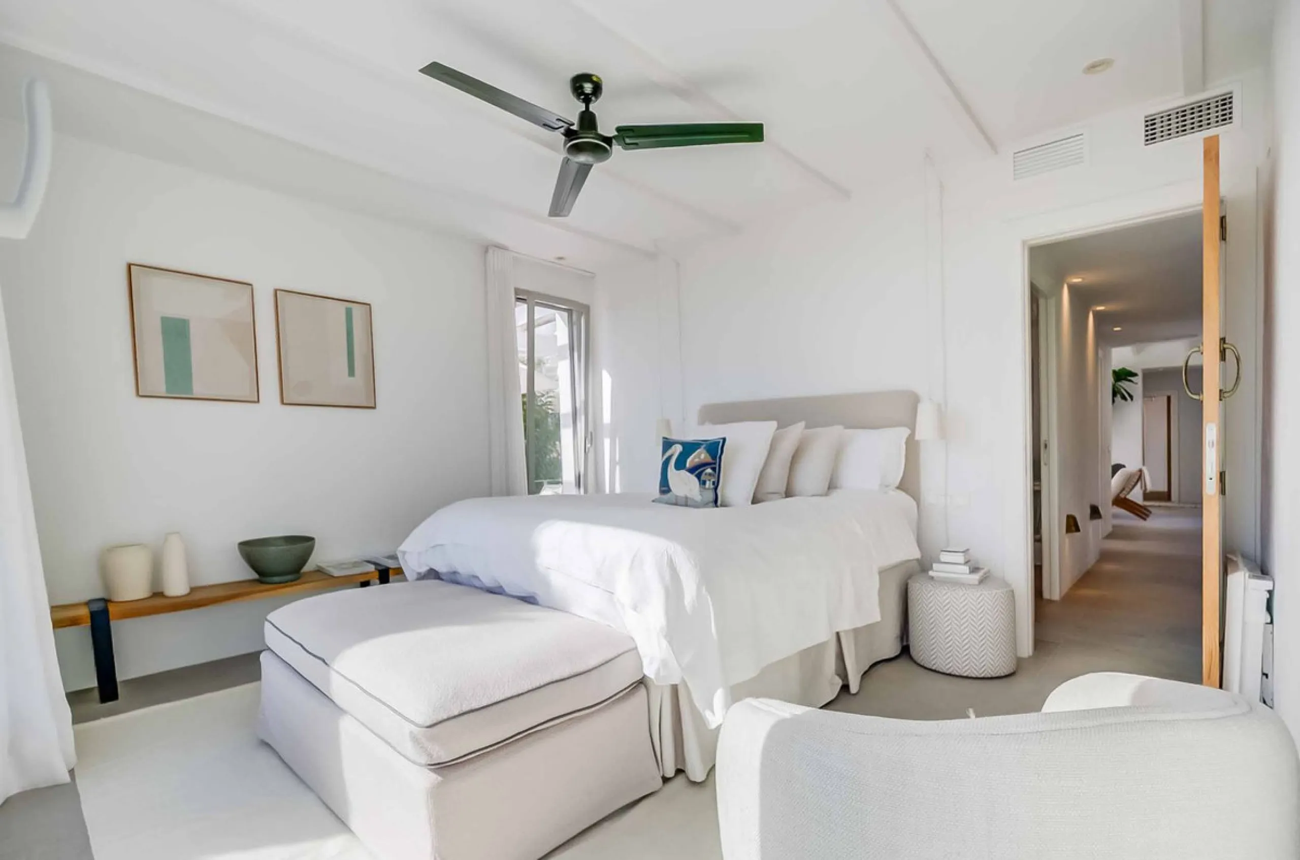Mediterranean Luxury with Independent Andalusian Guest House – La Capellanía, Benalmádena