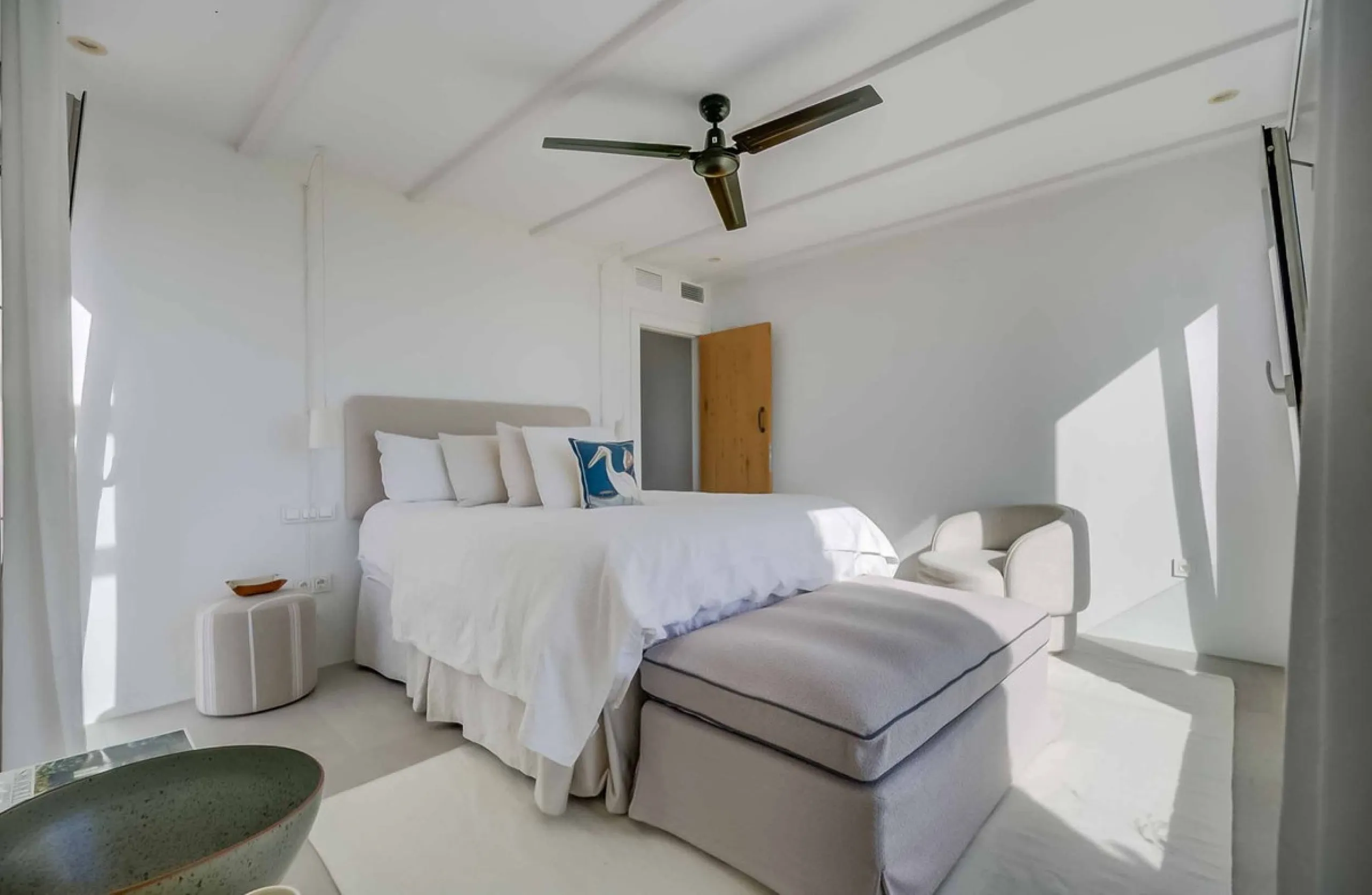 Mediterranean Luxury with Independent Andalusian Guest House – La Capellanía, Benalmádena