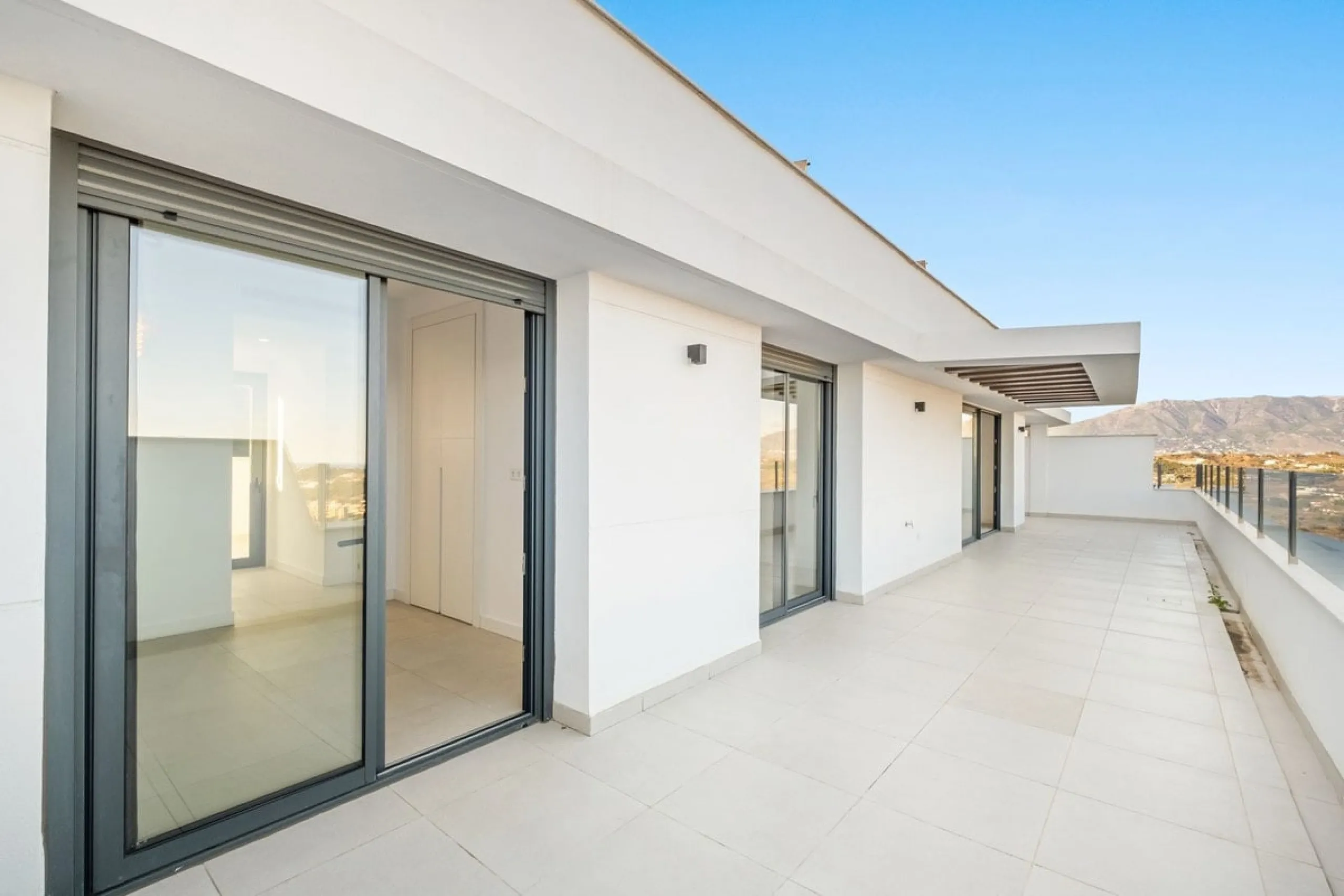 Apartment - Penthouse в продаже в Mijas, Málaga. В доме 2 спален и 2 ванных комнат. Площадь дома 79 м²