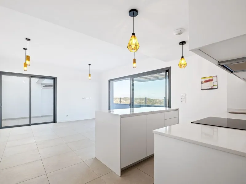 Apartment - Penthouse в продаже в Mijas, Málaga. В доме 2 спален и 2 ванных комнат. Площадь дома 79 м²