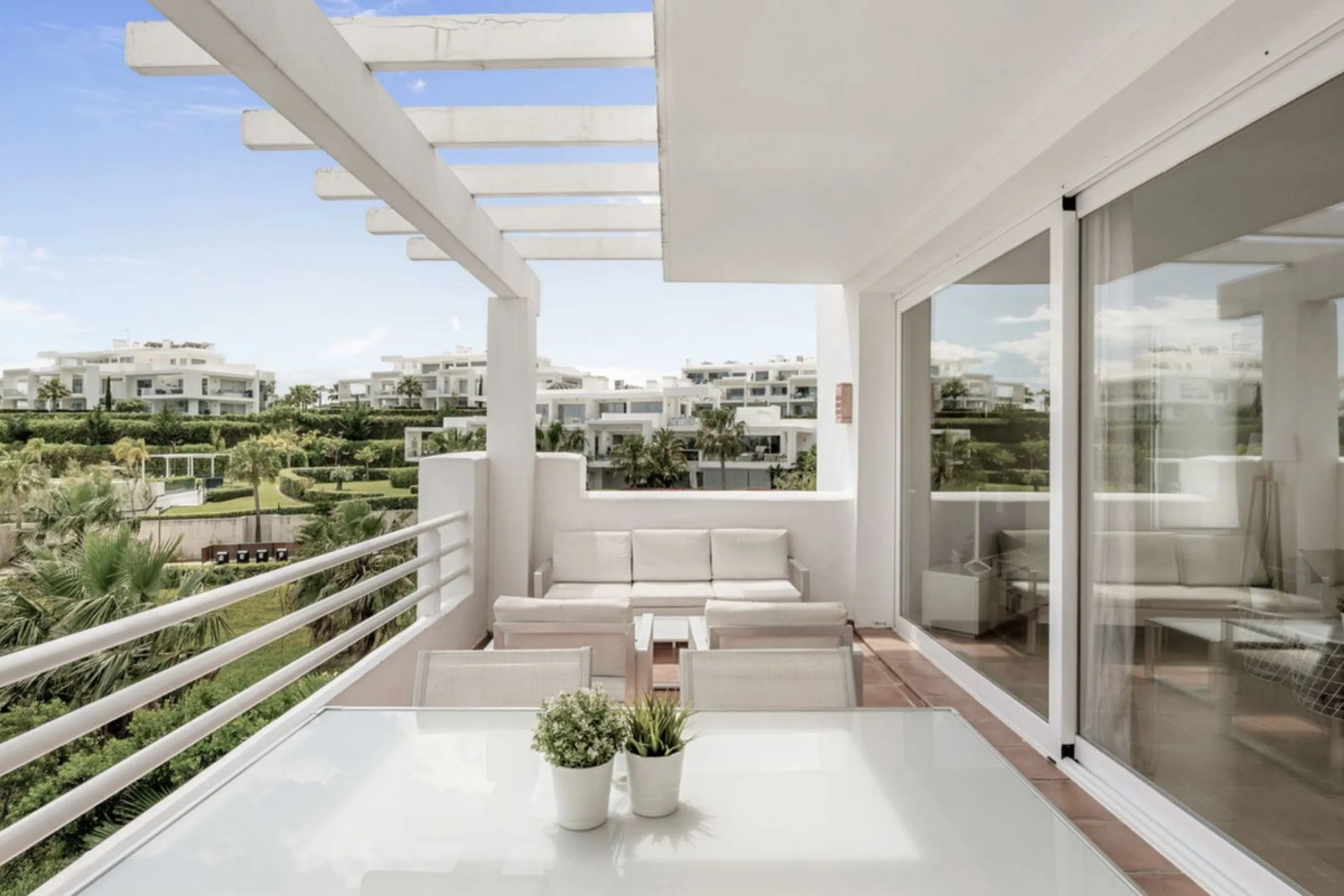 Located in the first phase of the gated Alcazaba Lagoon development, this bright and inviting first-floor apartment delivers an immediate sense of relaxation. The community enjoys a privileged setting just a short drive from Estepona centre, the beach, an