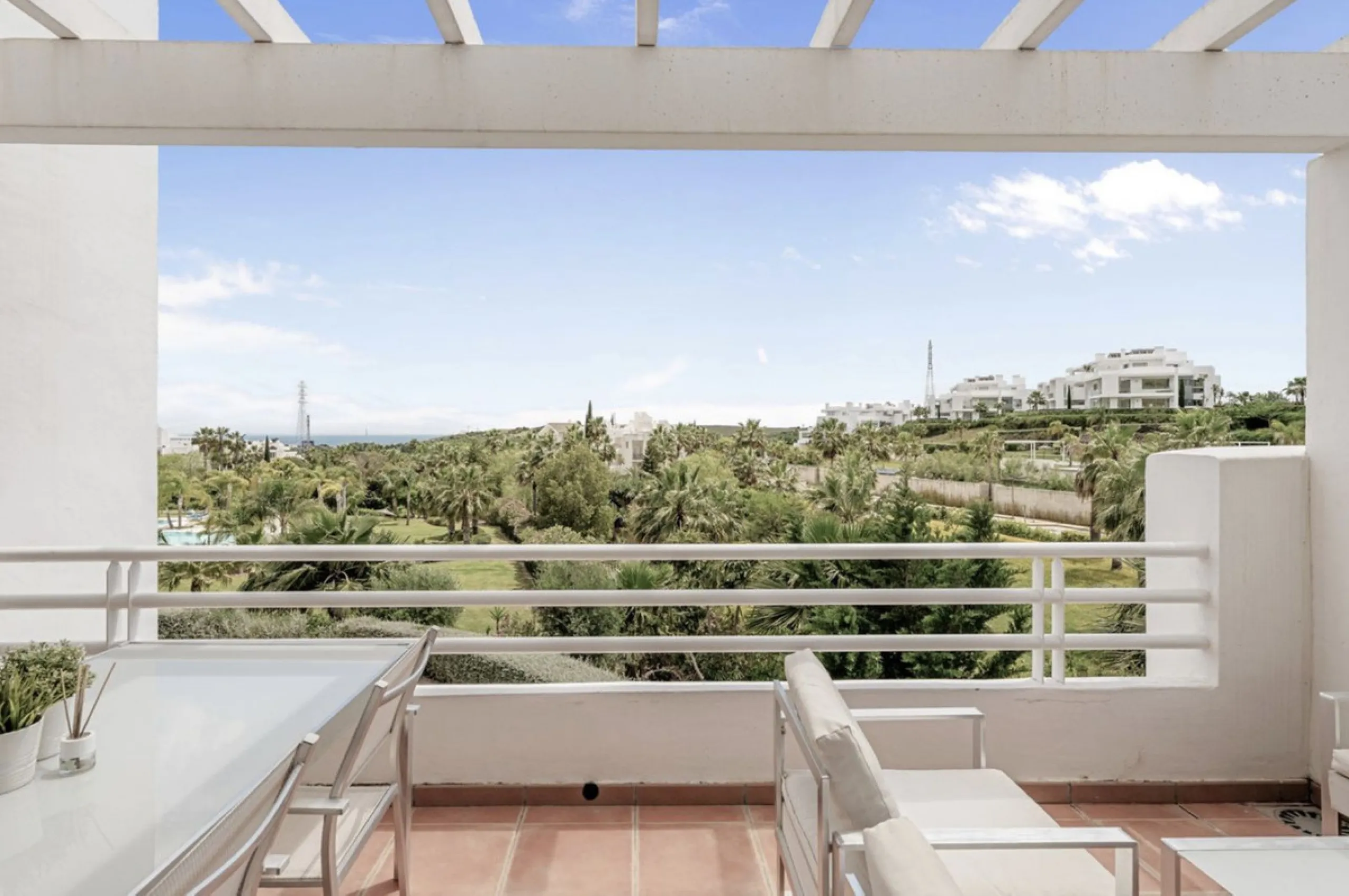 Located in the first phase of the gated Alcazaba Lagoon development, this bright and inviting first-floor apartment delivers an immediate sense of relaxation. The community enjoys a privileged setting just a short drive from Estepona centre, the beach, an