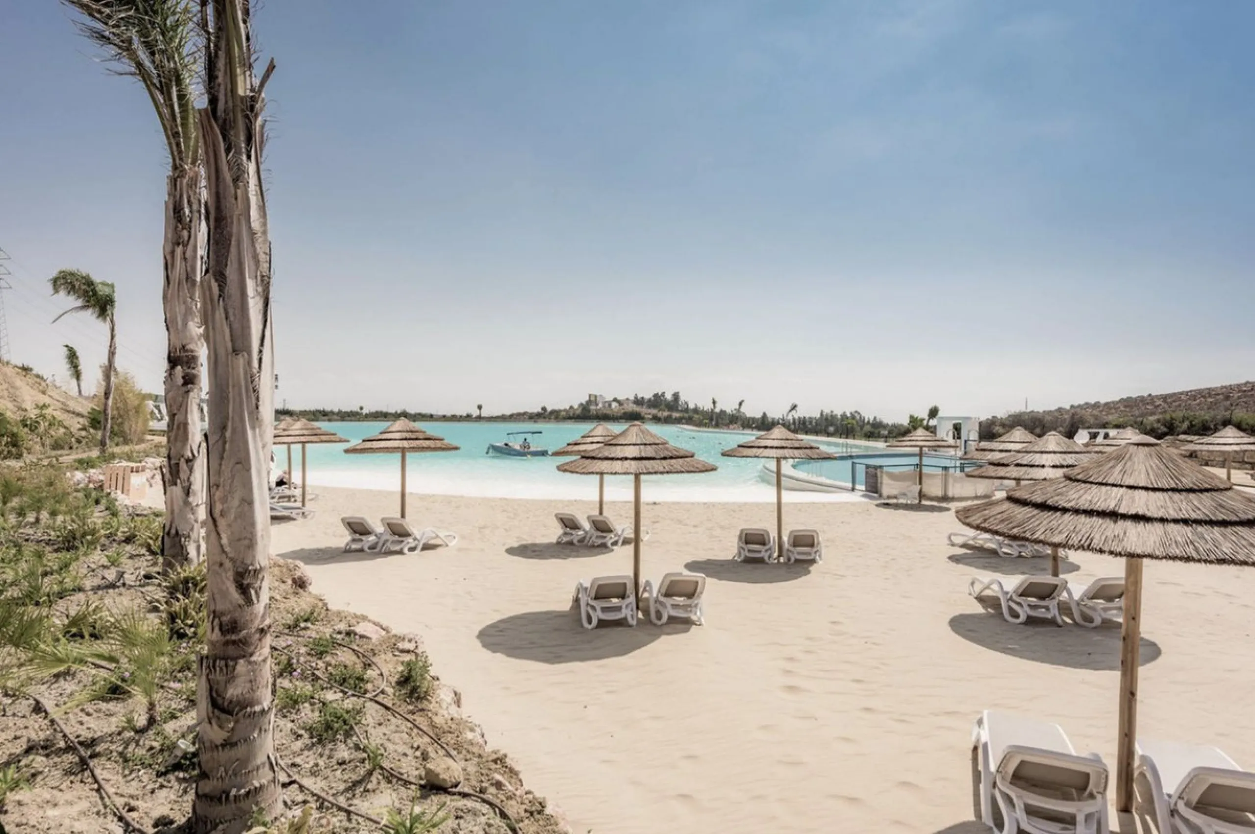 Located in the first phase of the gated Alcazaba Lagoon development, this bright and inviting first-floor apartment delivers an immediate sense of relaxation. The community enjoys a privileged setting just a short drive from Estepona centre, the beach, an