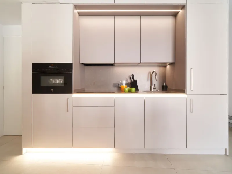 Apartment - Middle Floor Apartment в продаже в Marbella, Málaga. В доме 3 спален и 2 ванных комнат. Площадь дома 83 м²