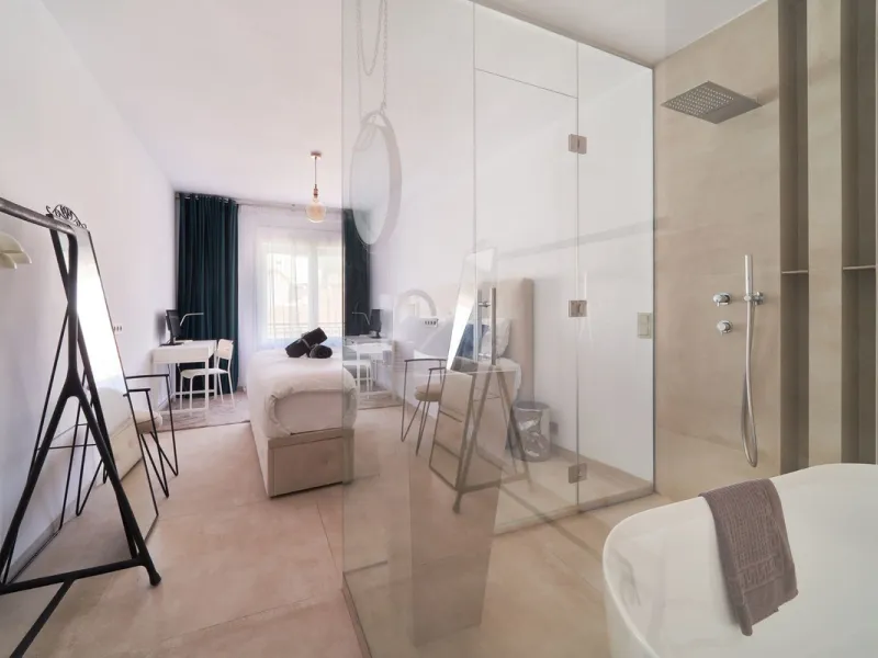 Apartment - Middle Floor Apartment в продаже в Marbella, Málaga. В доме 3 спален и 2 ванных комнат. Площадь дома 83 м²