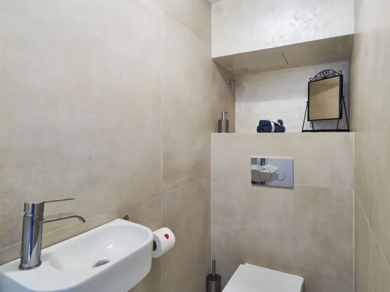 Apartment - Middle Floor Apartment в продаже в Marbella, Málaga. В доме 3 спален и 2 ванных комнат. Площадь дома 83 м²