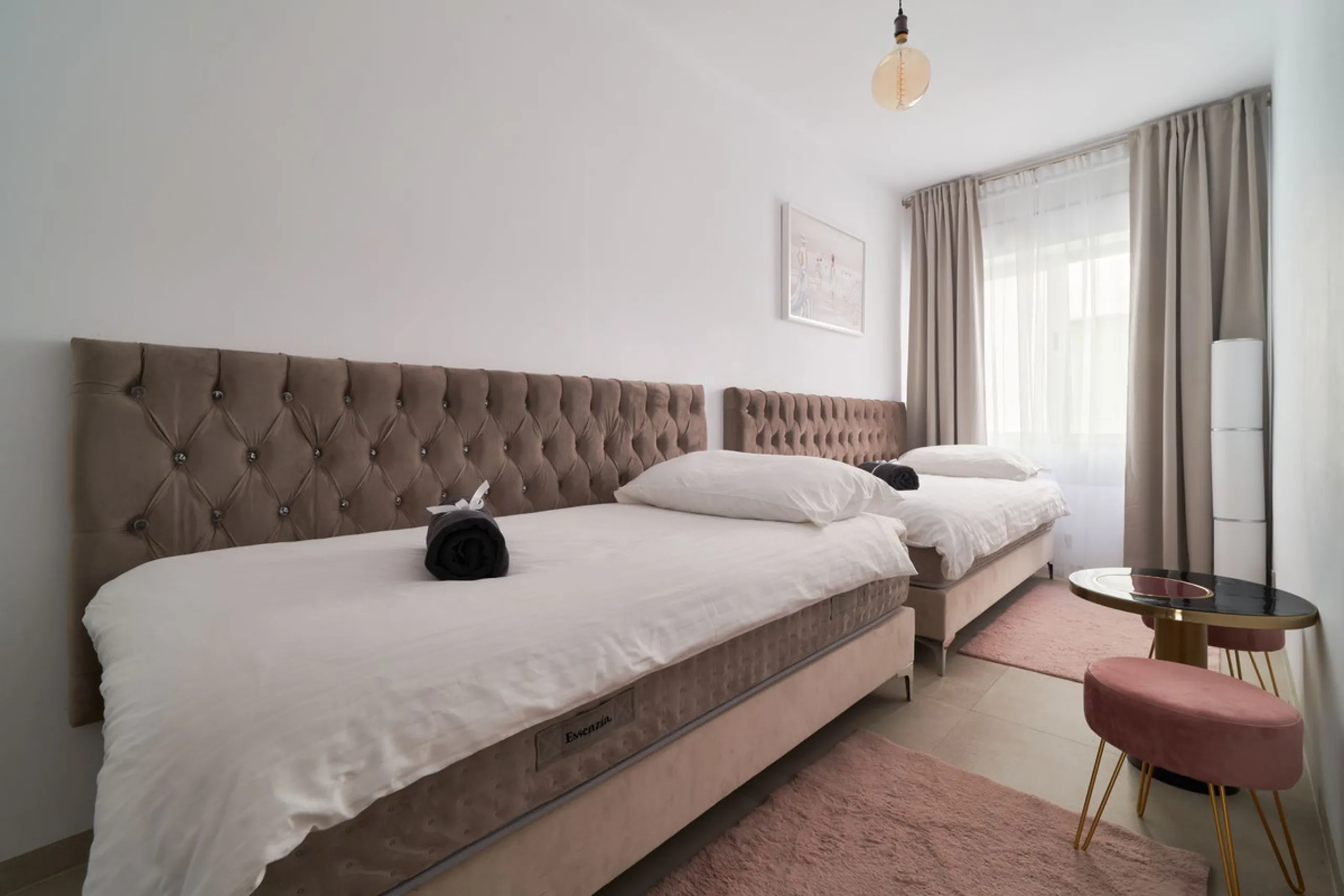 Apartment - Middle Floor Apartment в продаже в Marbella, Málaga. В доме 3 спален и 2 ванных комнат. Площадь дома 83 м²