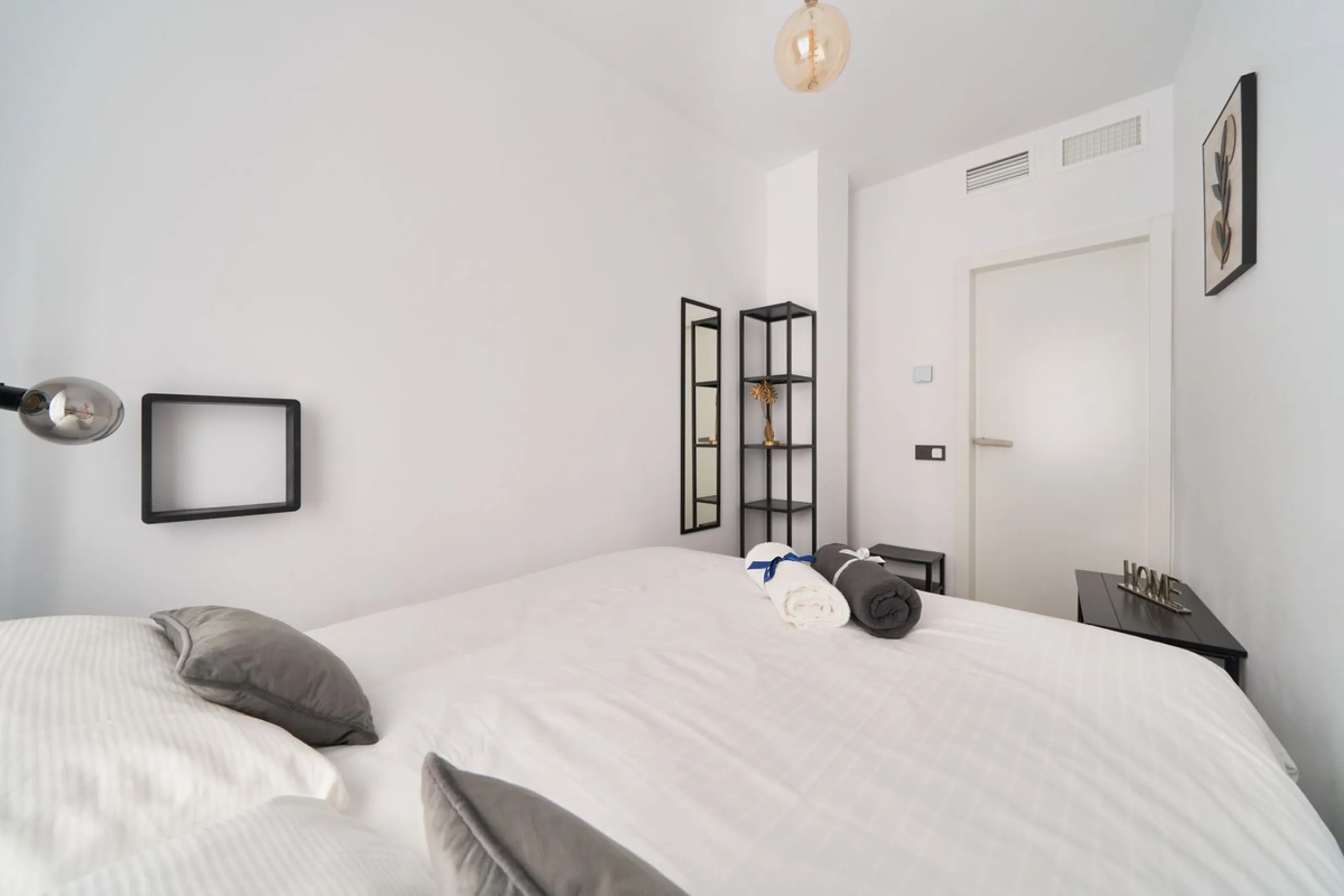 Apartment - Middle Floor Apartment в продаже в Marbella, Málaga. В доме 3 спален и 2 ванных комнат. Площадь дома 83 м²