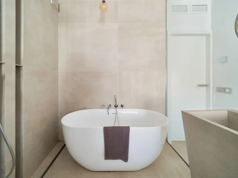 Apartment - Middle Floor Apartment в продаже в Marbella, Málaga. В доме 3 спален и 2 ванных комнат. Площадь дома 83 м²