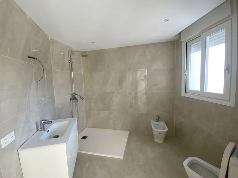Andalusian villa with panoramic sea views and large plot in El Paraíso, Estepona