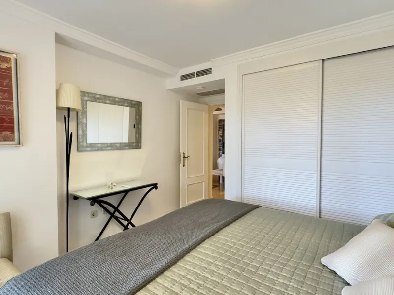 This beautiful and luxurious 2-bedroom, 2-bathroom timeless and elegant property is located in the privileged beachside area of Elviria, within the prestigious urbanization of Hacienda Playa.