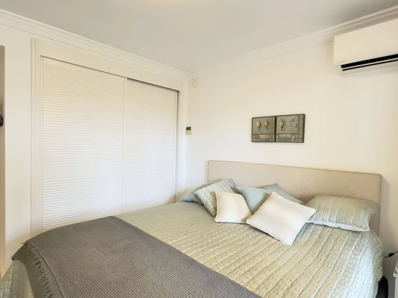 This beautiful and luxurious 2-bedroom, 2-bathroom timeless and elegant property is located in the privileged beachside area of Elviria, within the prestigious urbanization of Hacienda Playa.