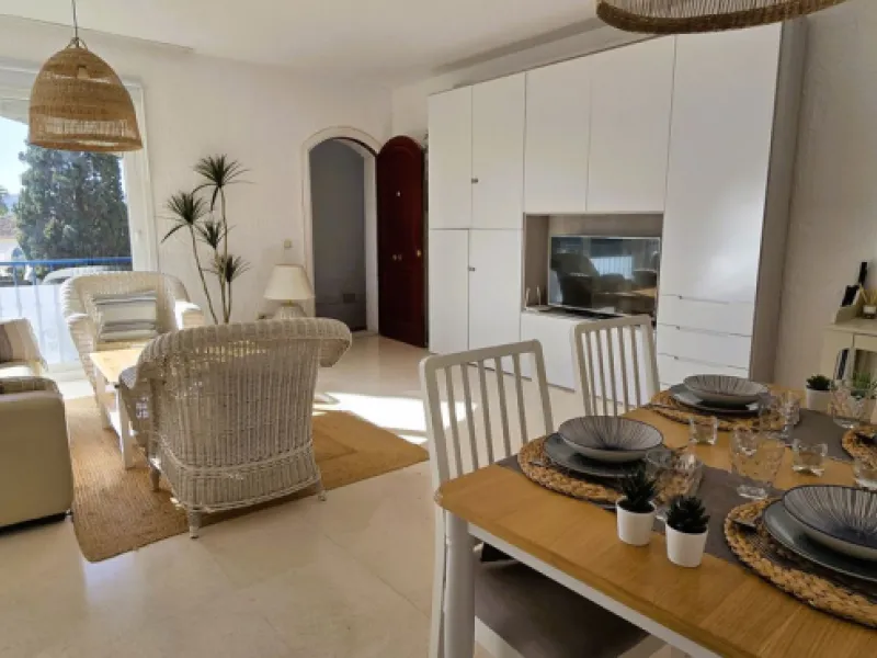 Charming, bright, and completely renovated apartment in Mijas Golf, a prestigious and exclusive area of ​​Mijas.