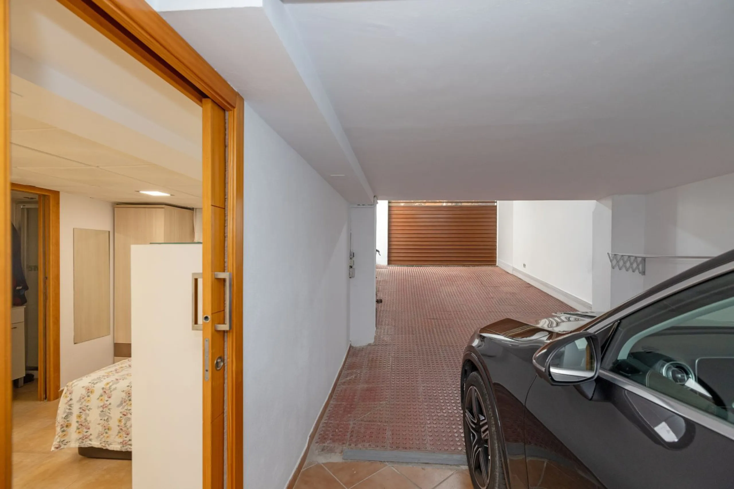 House - Semi-Detached House в продаже в Torremolinos, Málaga. В доме 6 спален и 5 ванных комнат. Площадь дома 309 м². Площадь участка 300 м²
