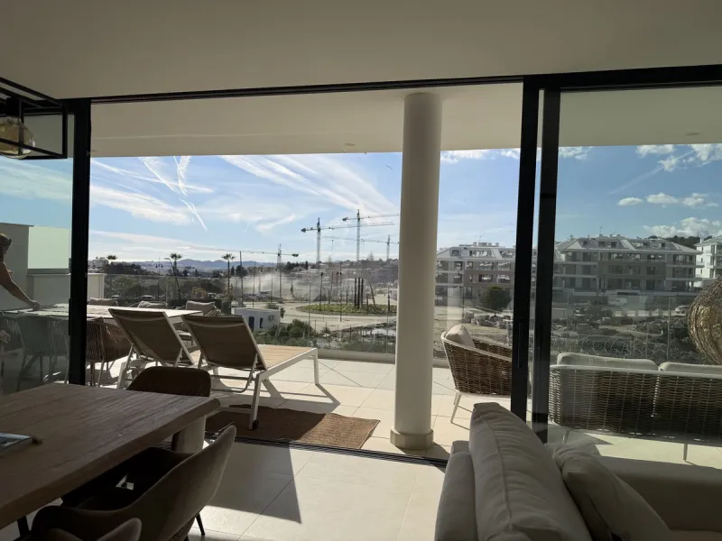 Apartment - Middle Floor Apartment в продаже в Fuengirola, Málaga. В доме 2 спален и 2 ванных комнат. Площадь дома 101 м²