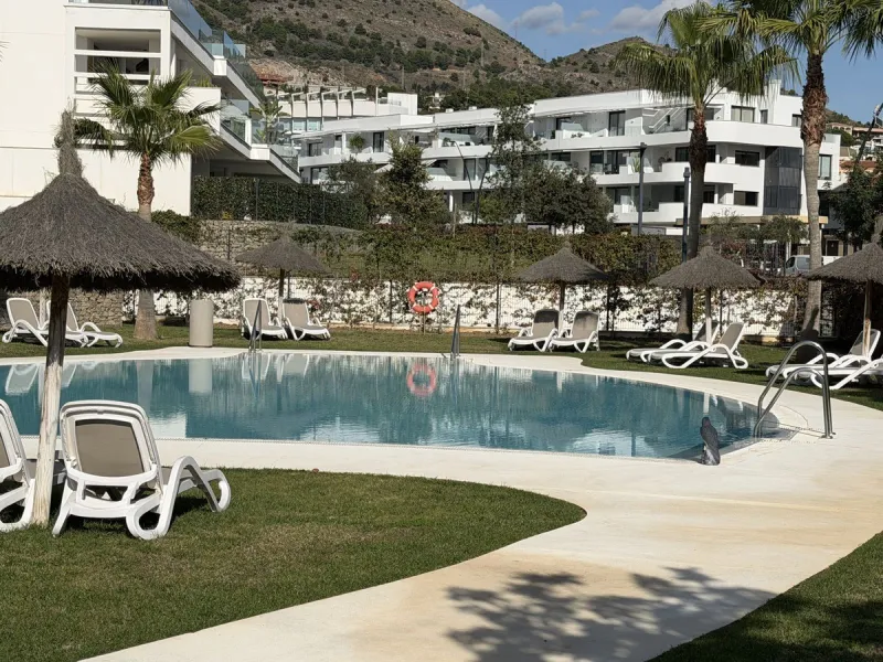Apartment - Middle Floor Apartment в продаже в Fuengirola, Málaga. В доме 2 спален и 2 ванных комнат. Площадь дома 101 м²