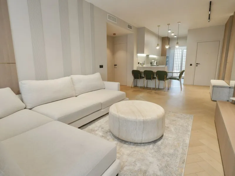 This modern two-bedroom apartment has been completely renovated this year — everything is brand new. The renovation was done in a contemporary style, using high-quality materials and a well-thought-out design. It was made for personal use, with great atte