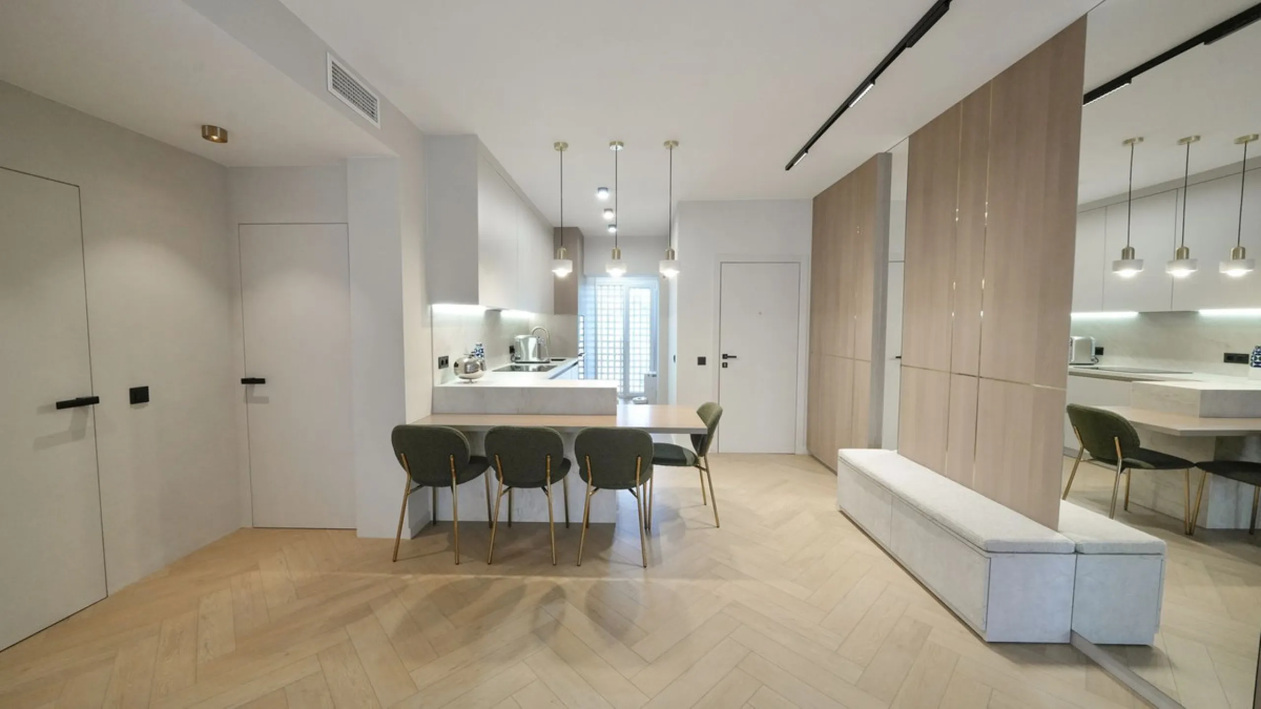 This modern two-bedroom apartment has been completely renovated this year — everything is brand new. The renovation was done in a contemporary style, using high-quality materials and a well-thought-out design. It was made for personal use, with great atte