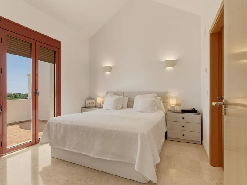 Townhouse for Sale in Doña Julia Golf, Casares