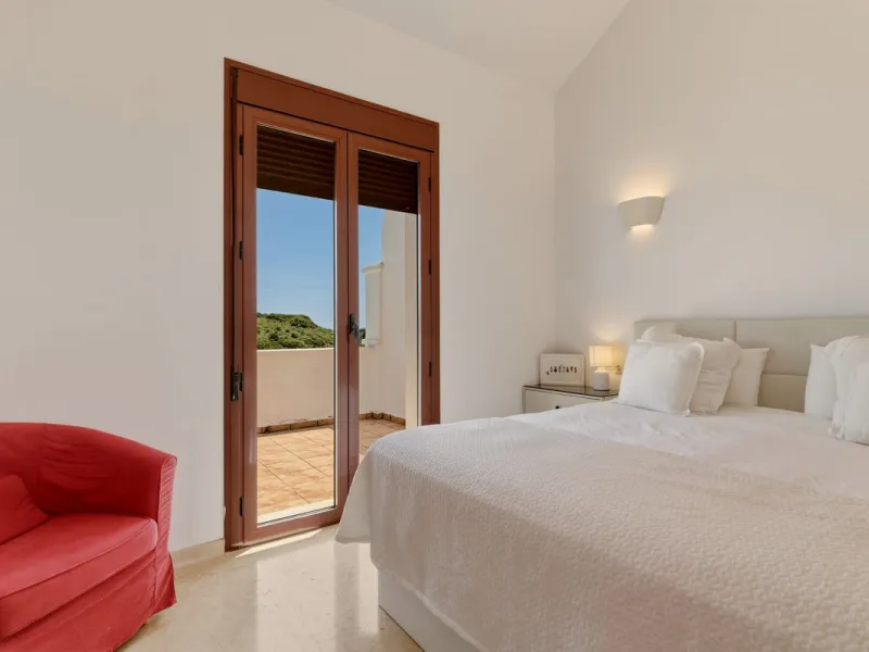 Townhouse for Sale in Doña Julia Golf, Casares