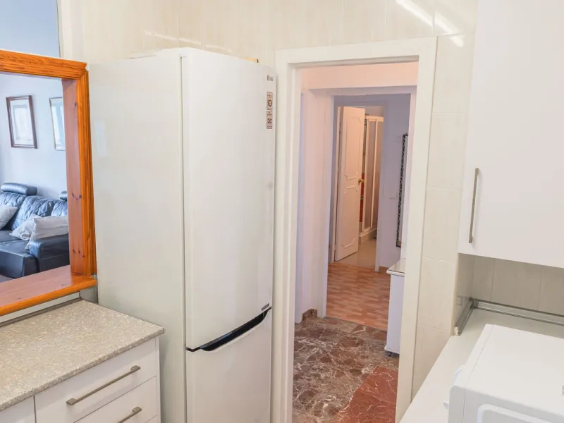 Apartment - Middle Floor Apartment в продаже в Benalmadena, Málaga. В доме 3 спален и 2 ванных комнат. Площадь дома 136 м²