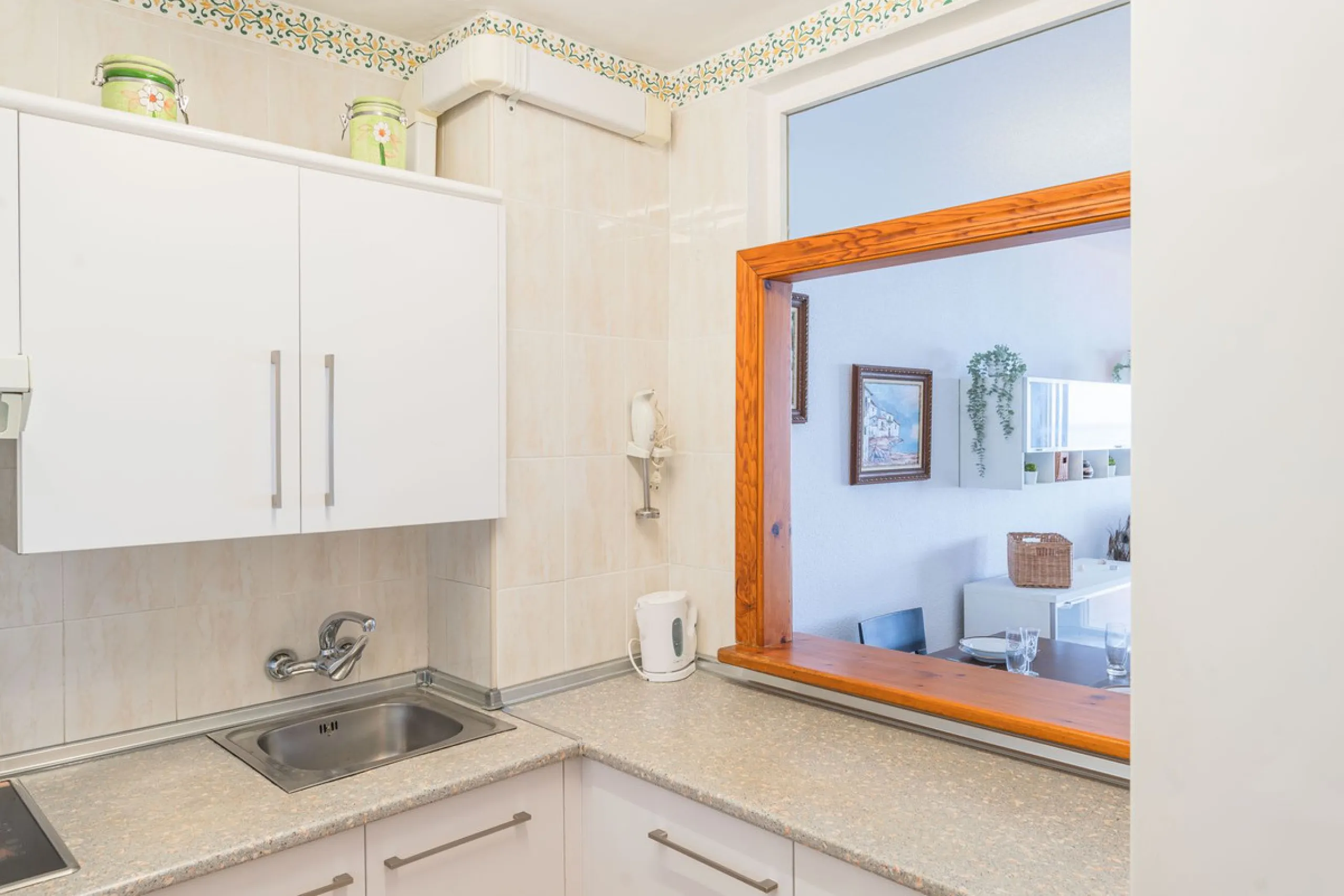 Apartment - Middle Floor Apartment в продаже в Benalmadena, Málaga. В доме 3 спален и 2 ванных комнат. Площадь дома 136 м²