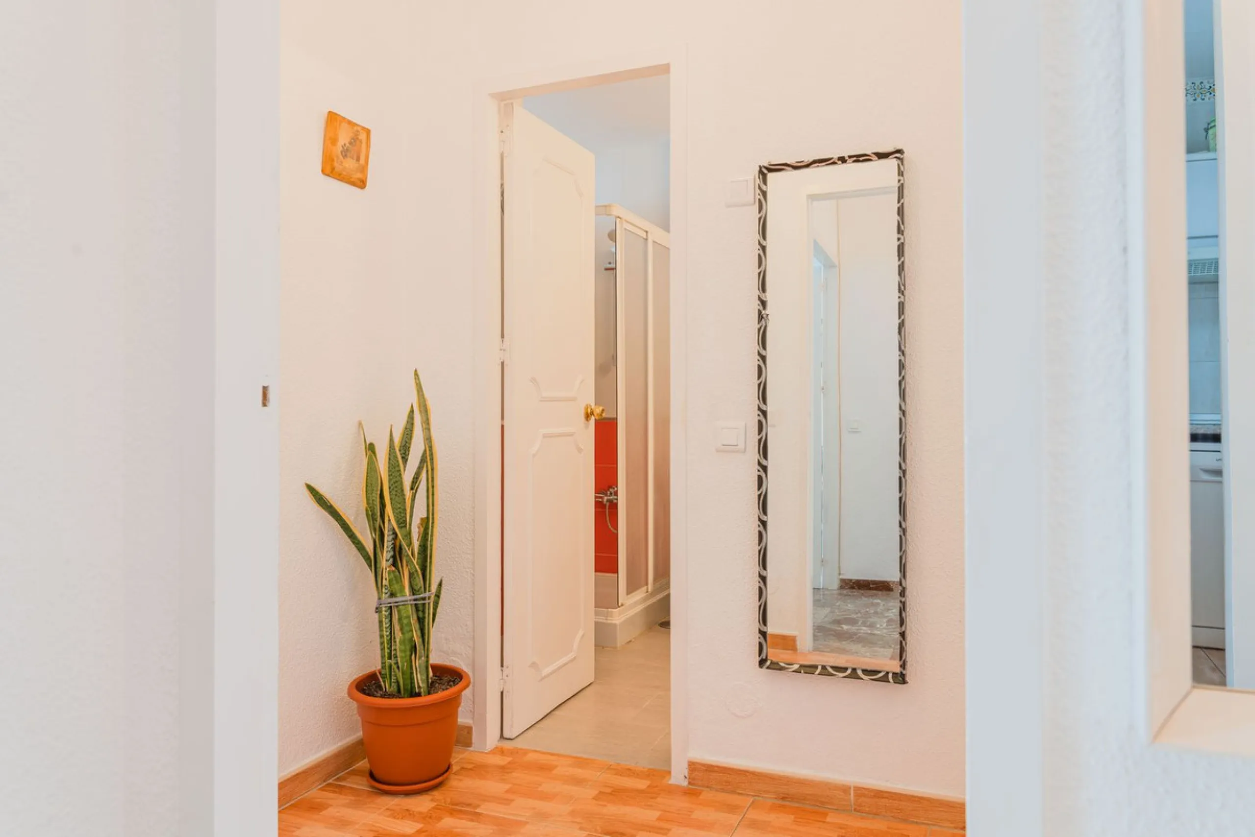 Apartment - Middle Floor Apartment в продаже в Benalmadena, Málaga. В доме 3 спален и 2 ванных комнат. Площадь дома 136 м²