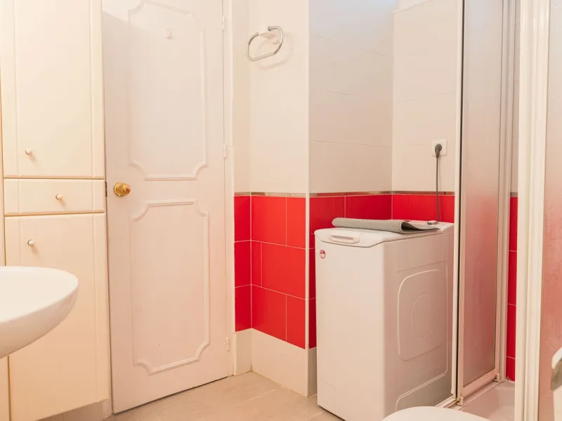Apartment - Middle Floor Apartment в продаже в Benalmadena, Málaga. В доме 3 спален и 2 ванных комнат. Площадь дома 136 м²