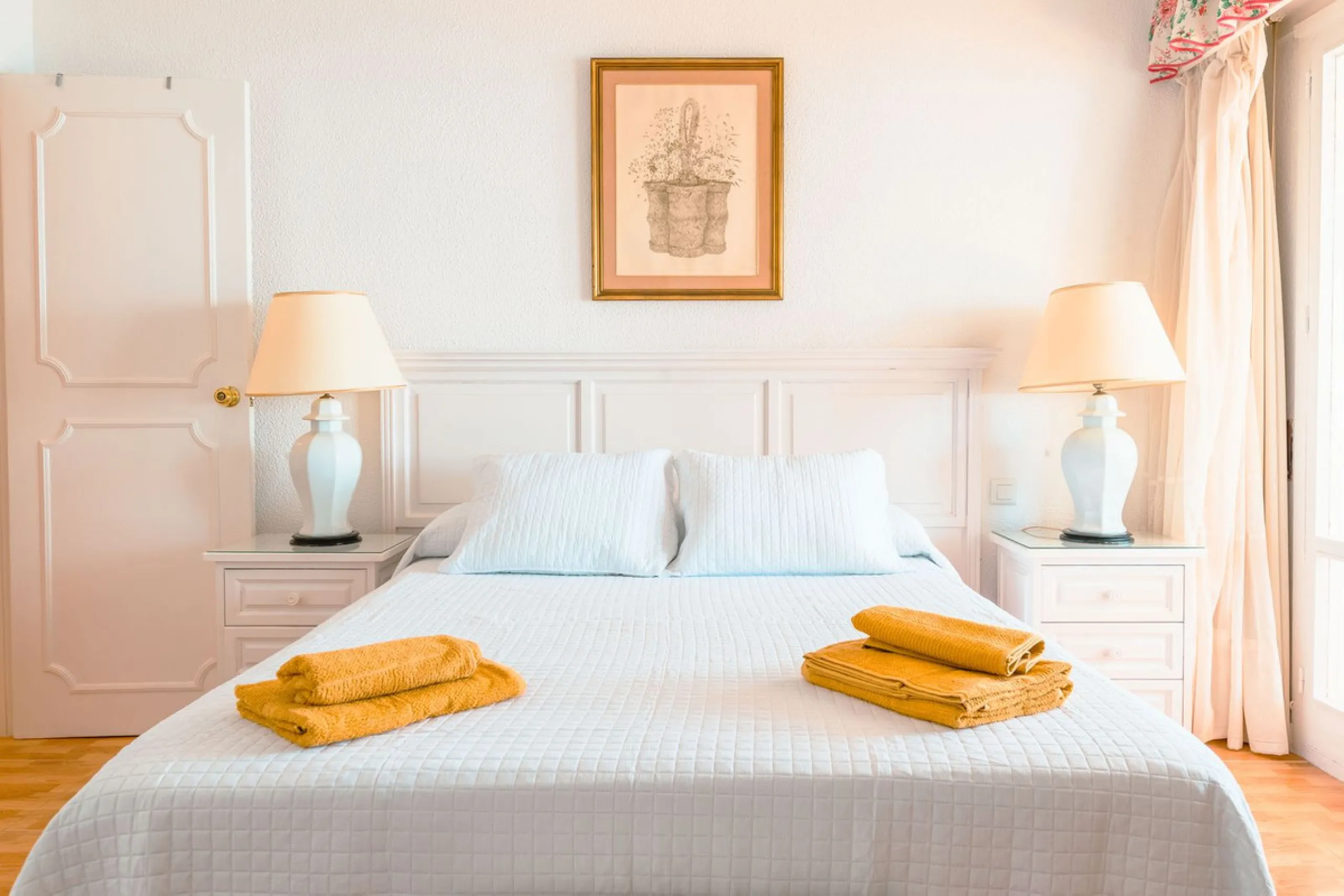 Apartment - Middle Floor Apartment в продаже в Benalmadena, Málaga. В доме 3 спален и 2 ванных комнат. Площадь дома 136 м²