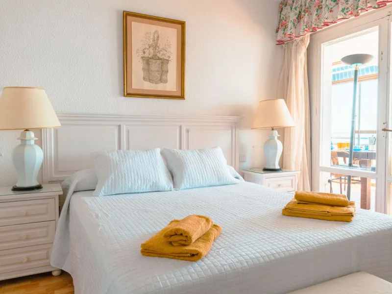 Apartment - Middle Floor Apartment в продаже в Benalmadena, Málaga. В доме 3 спален и 2 ванных комнат. Площадь дома 136 м²