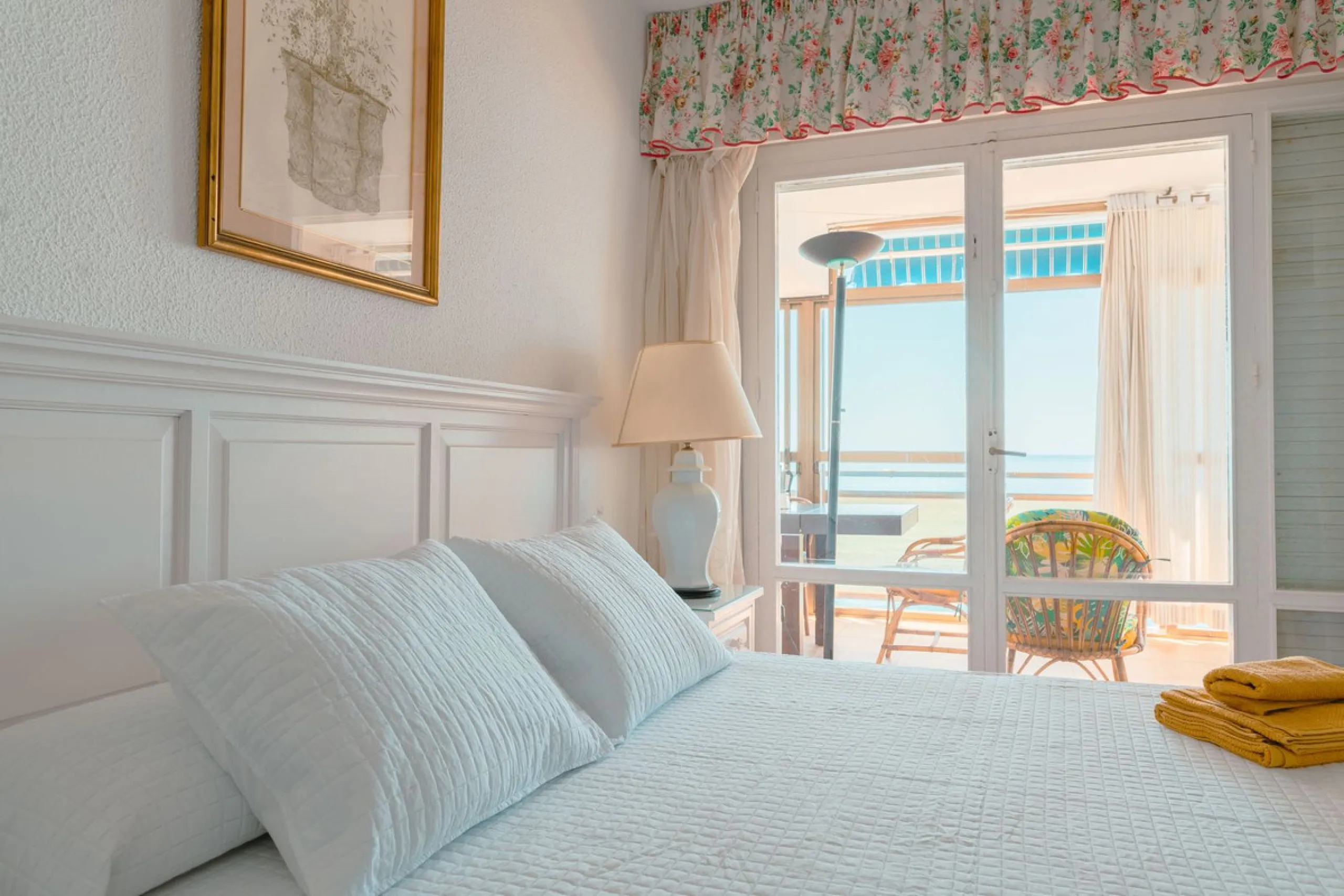 Apartment - Middle Floor Apartment в продаже в Benalmadena, Málaga. В доме 3 спален и 2 ванных комнат. Площадь дома 136 м²