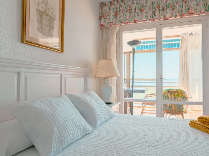 Apartment - Middle Floor Apartment в продаже в Benalmadena, Málaga. В доме 3 спален и 2 ванных комнат. Площадь дома 136 м²