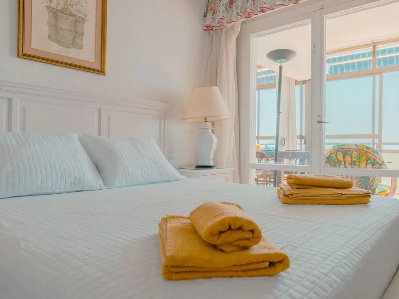 Apartment - Middle Floor Apartment в продаже в Benalmadena, Málaga. В доме 3 спален и 2 ванных комнат. Площадь дома 136 м²