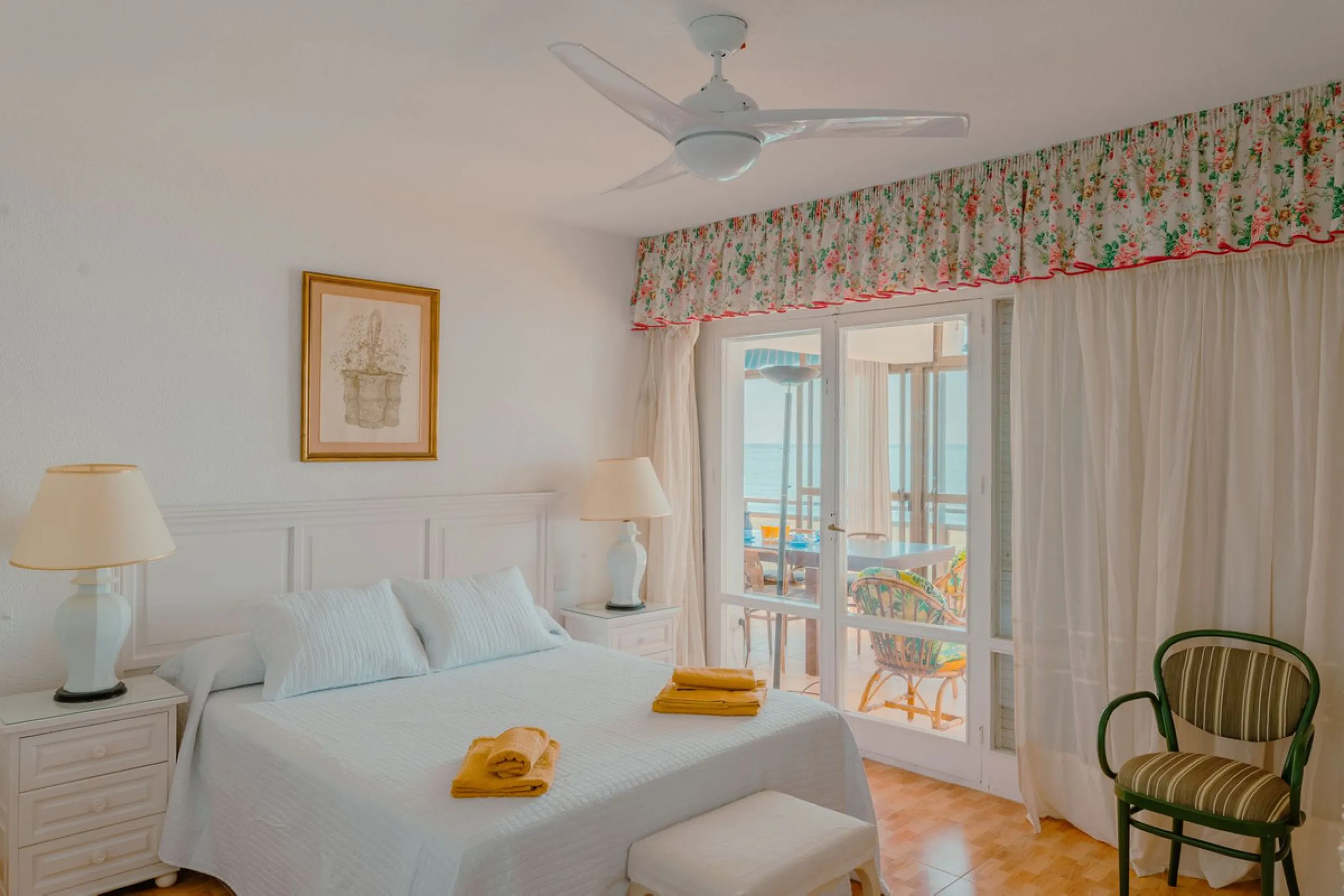 Apartment - Middle Floor Apartment в продаже в Benalmadena, Málaga. В доме 3 спален и 2 ванных комнат. Площадь дома 136 м²