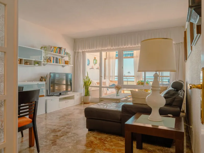 Apartment - Middle Floor Apartment в продаже в Benalmadena, Málaga. В доме 3 спален и 2 ванных комнат. Площадь дома 136 м²