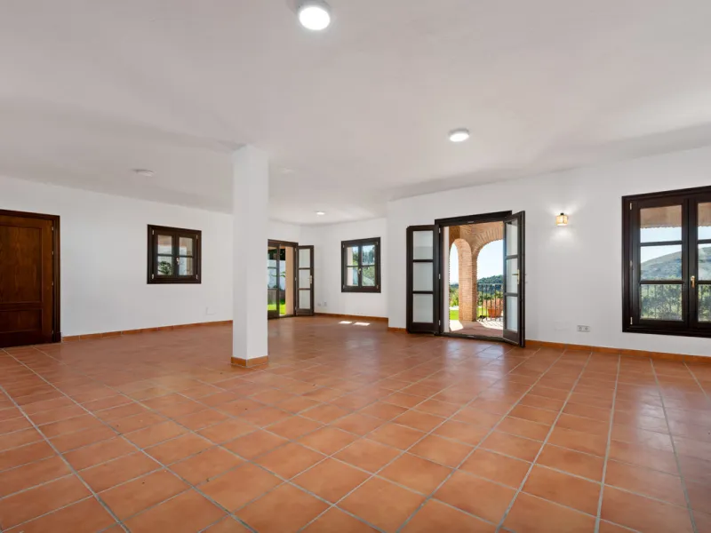 Impressive villa in the hills of Casares with space, privacy and incredible views.