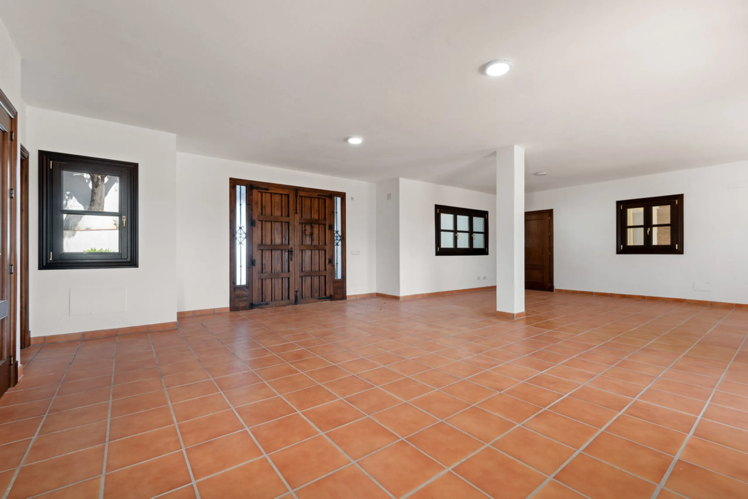 Impressive villa in the hills of Casares with space, privacy and incredible views.