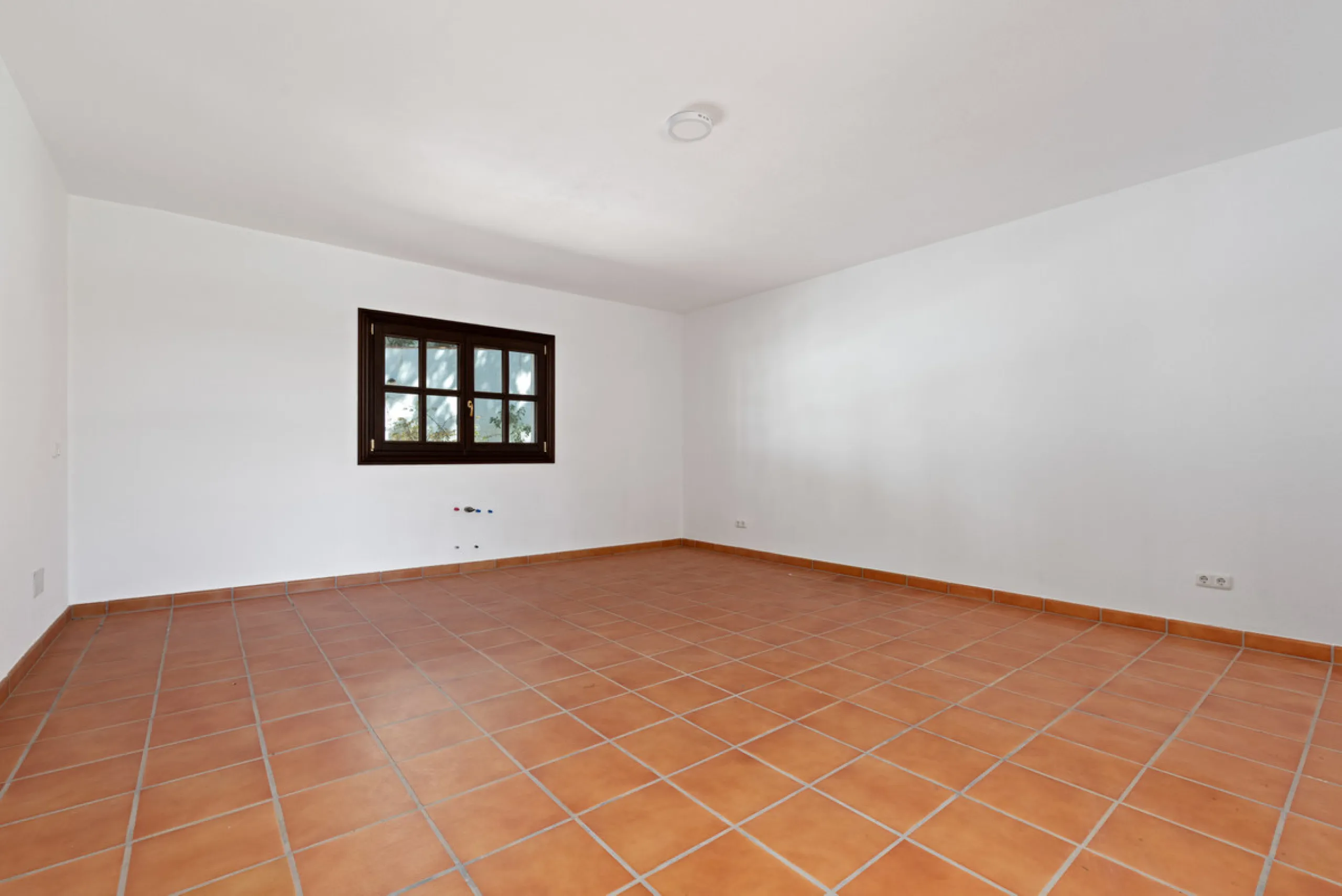 Impressive villa in the hills of Casares with space, privacy and incredible views.