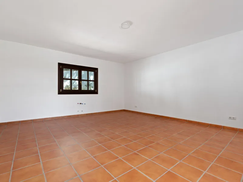 Impressive villa in the hills of Casares with space, privacy and incredible views.